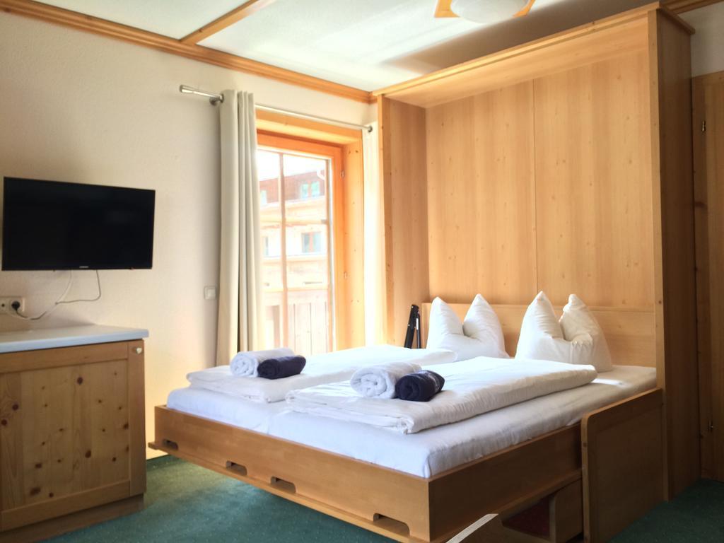Haus Hannes Spiss Sankt Anton am Arlberg Esterno foto