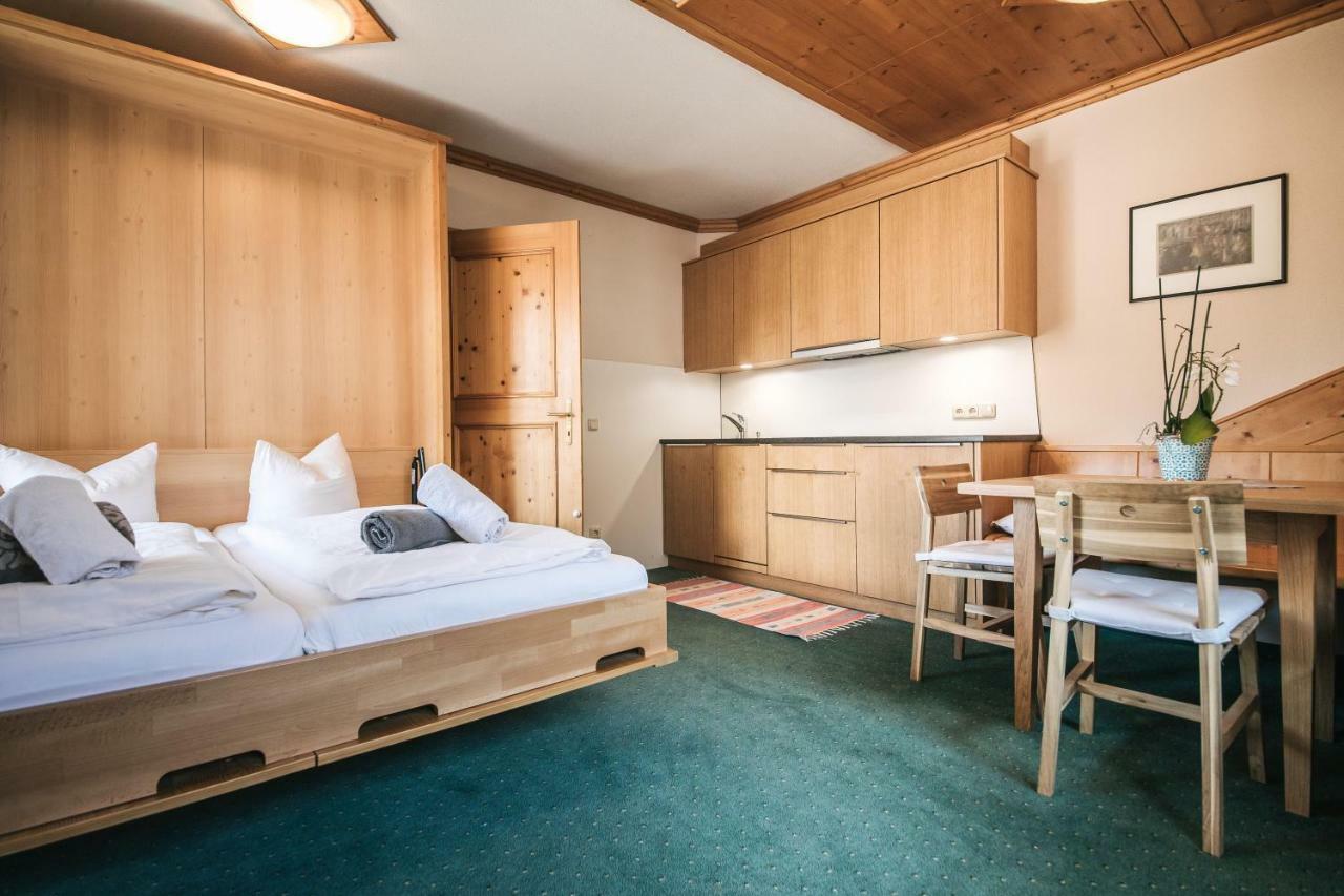 Haus Hannes Spiss Sankt Anton am Arlberg Esterno foto